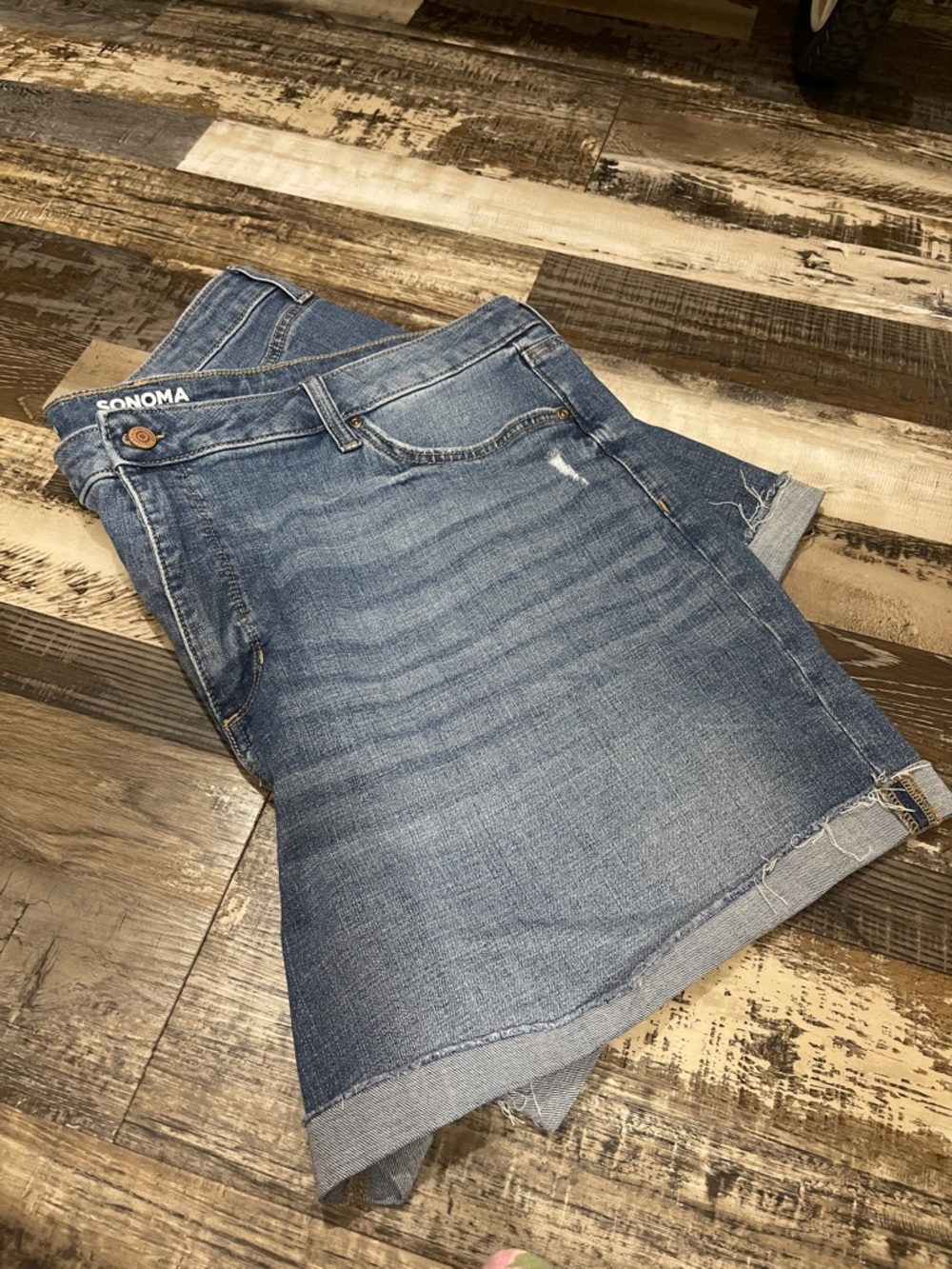 SONOMA Woman’s Denim Stretch Shorts 24W